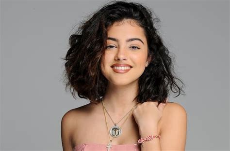 Malu Trevejo Bio, Age, Family, Education, Boyfriend,。